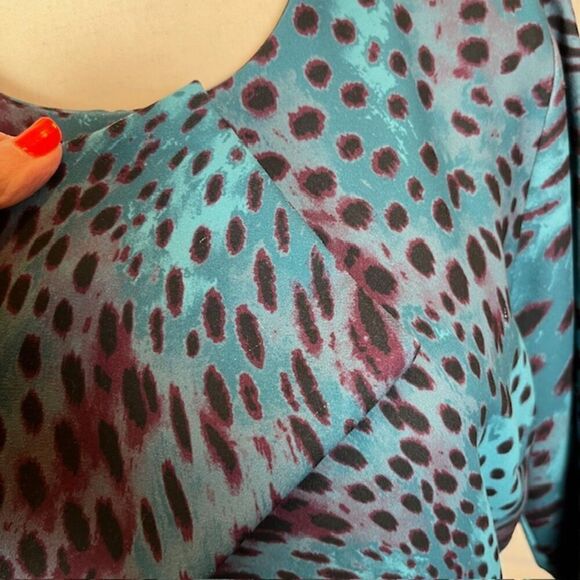 Natori Cheetah Crepe Top Stitch Dress Teal Aqua Blue 3/4 Sleeve Back Zip Size 8 - Picture 5 of 13